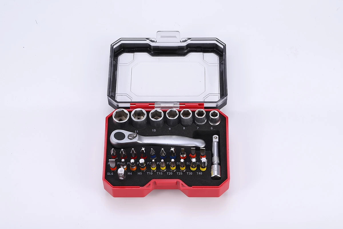 30pc Ratchet&Screwdriver bits set