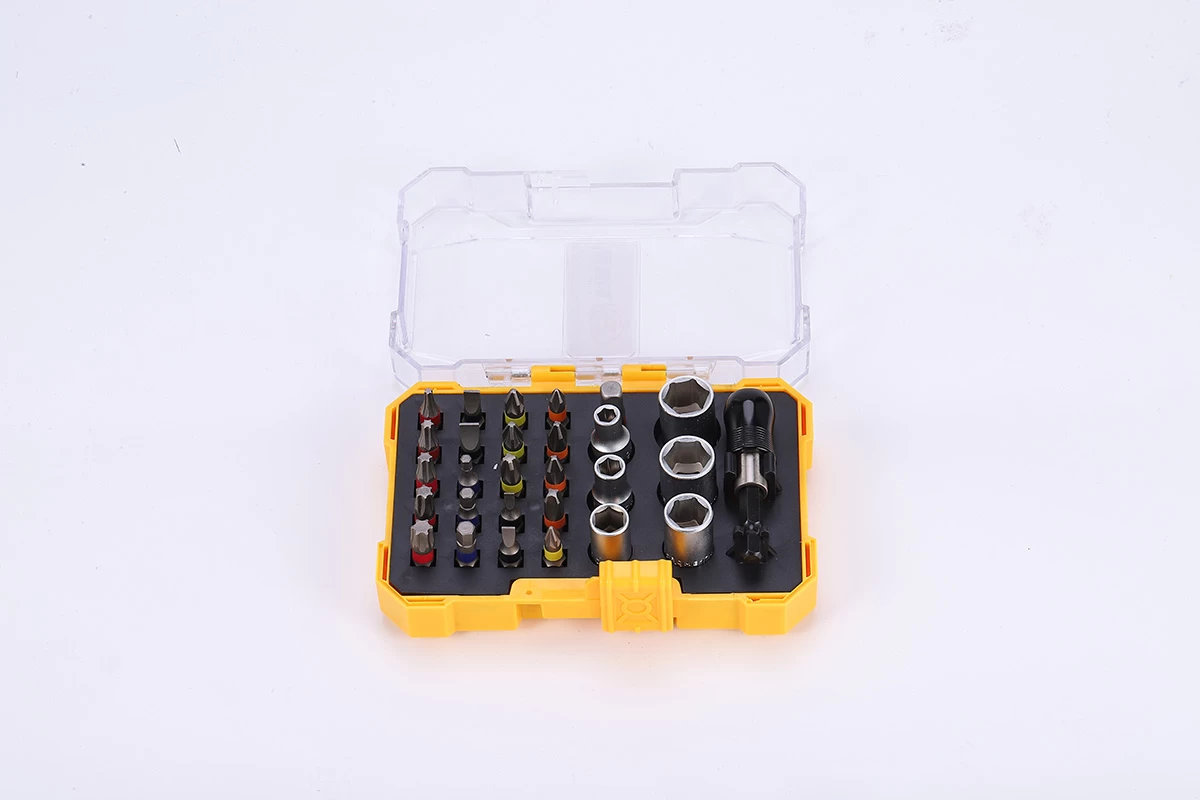 28pc Socket&Screwdriver Bit Set